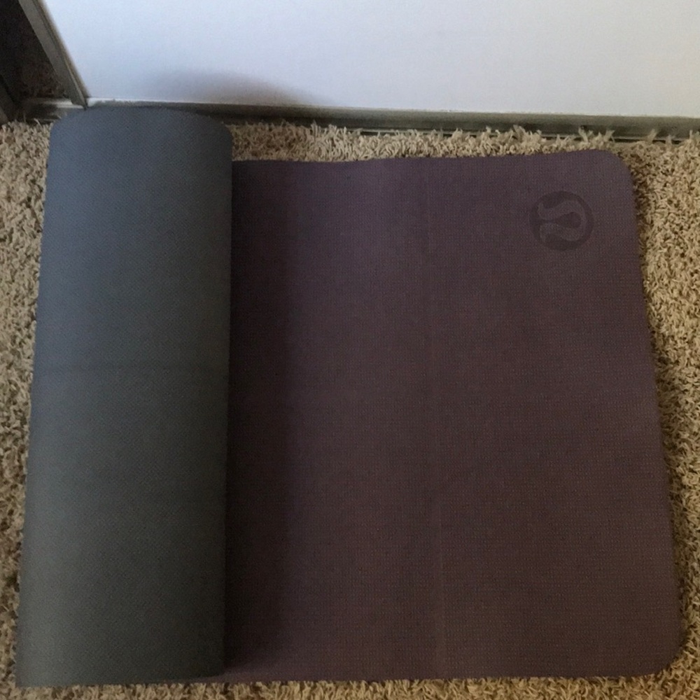 Lululemon Extra thick yoga mat